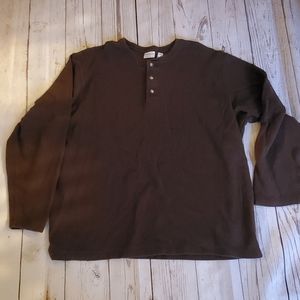 Covington long sleeved henley brown size 2XL